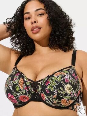 Torrid plus size XO Plunge Push-Up Bra size 42DD